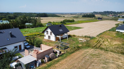 Dom Sprzedaż Pawęzów