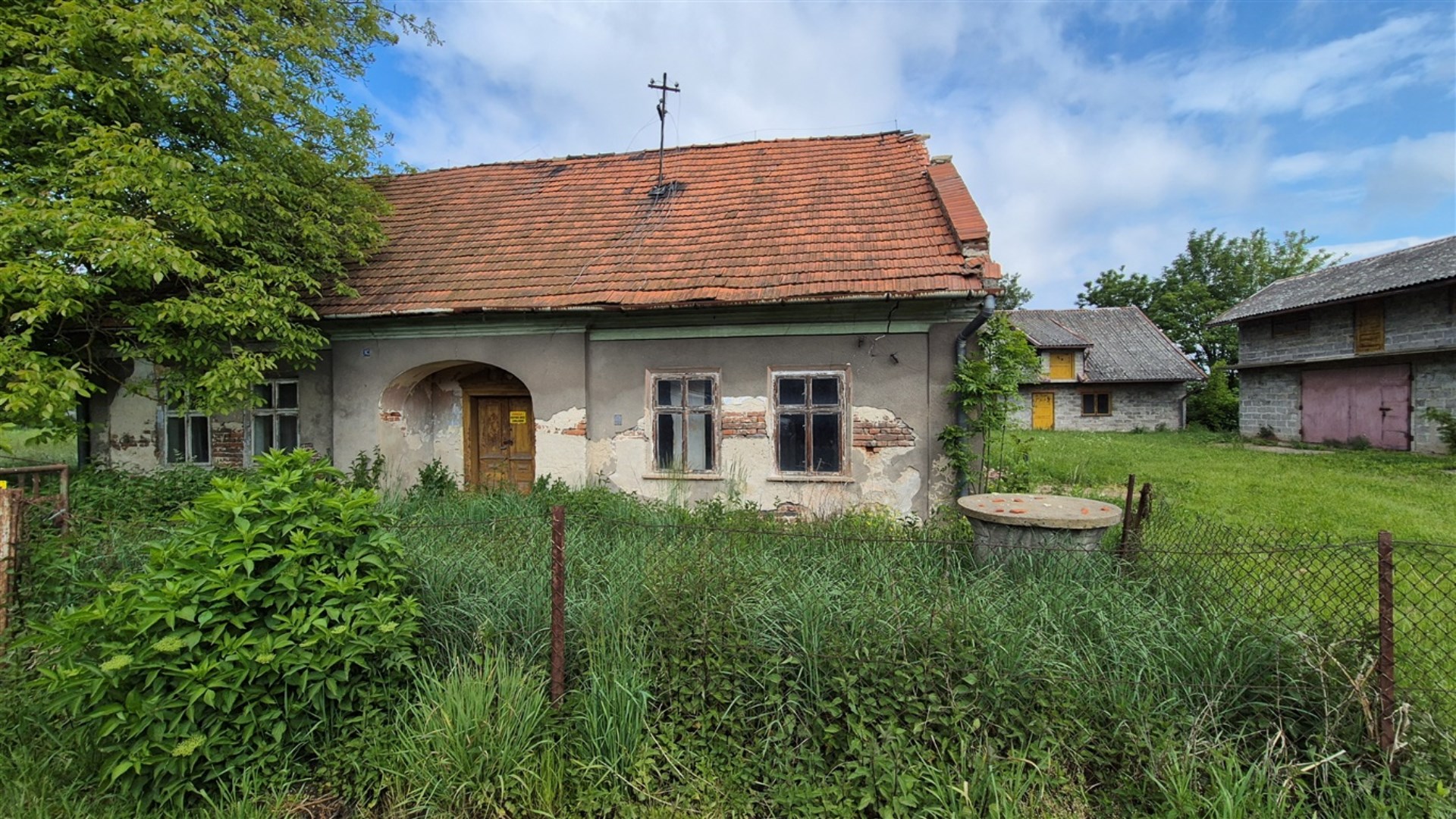 Dom na sprzedaż